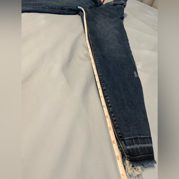 Spanx skinny Women’s Jeans. Size Medium - Picture 6 of 7